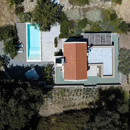 Villa Tessera Villa, Majestic Countryside, By Thinkvilla Spílion